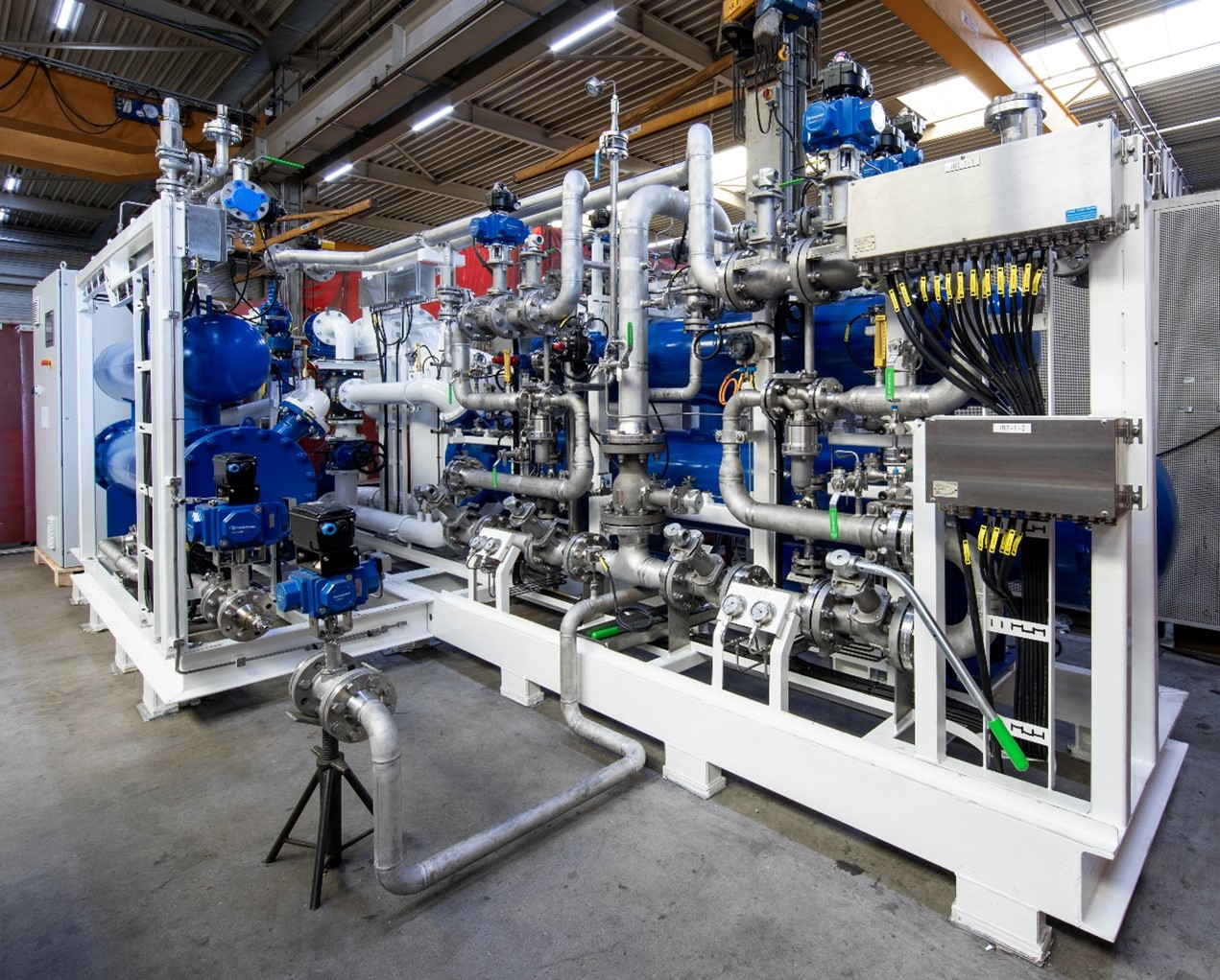 ammonia fuel valves for marine fuel systems